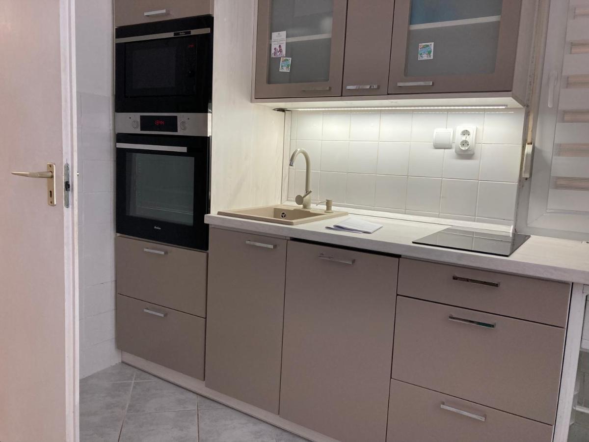 Sirály Apartman Balatonfůzfő Exterior foto